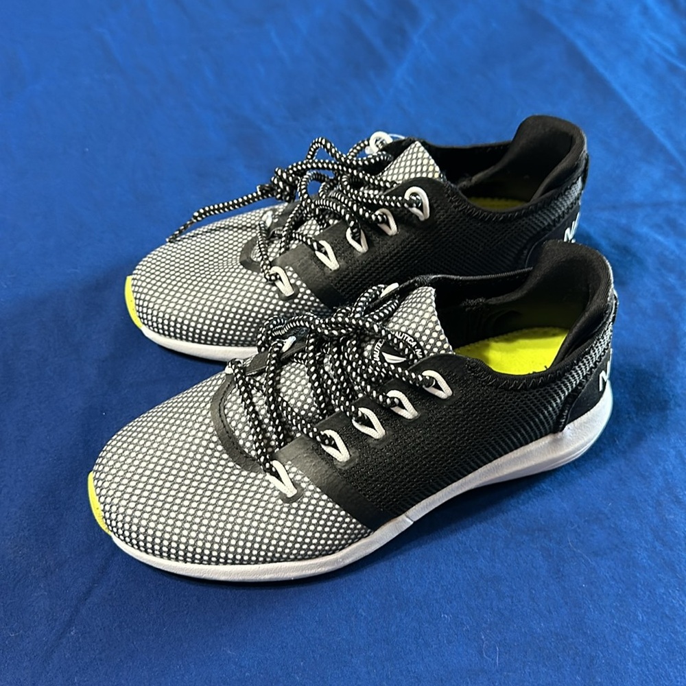 Nautica- Tamiah Women's Active Sneakers NWOB